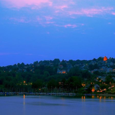 Hotel Palatino Зундерн Екстериор снимка