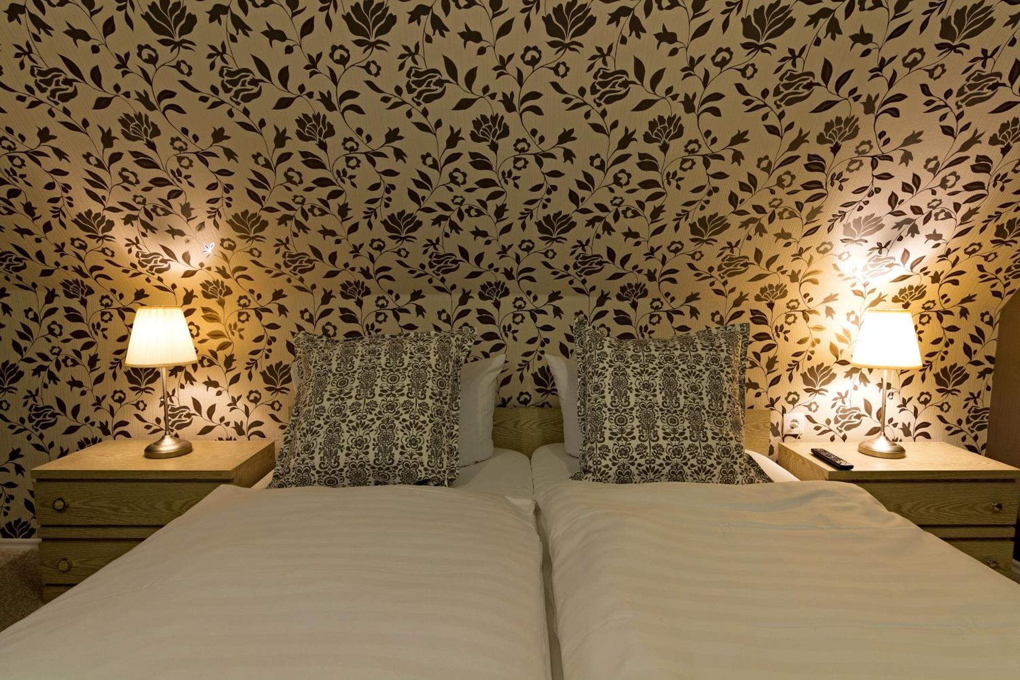 Hotel Palatino Зундерн Стая снимка