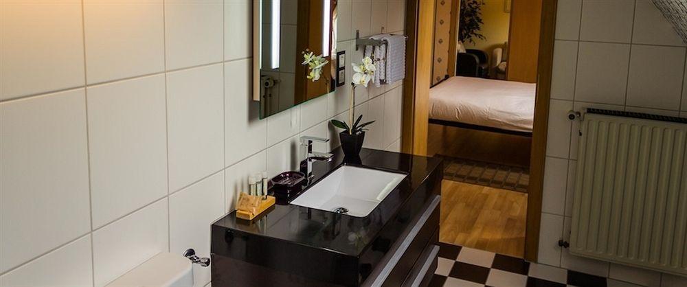 Hotel Palatino Зундерн Екстериор снимка